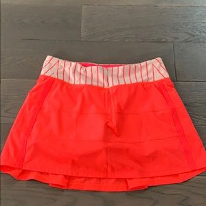 Lulu lemon bright pink skirt with shorts built in